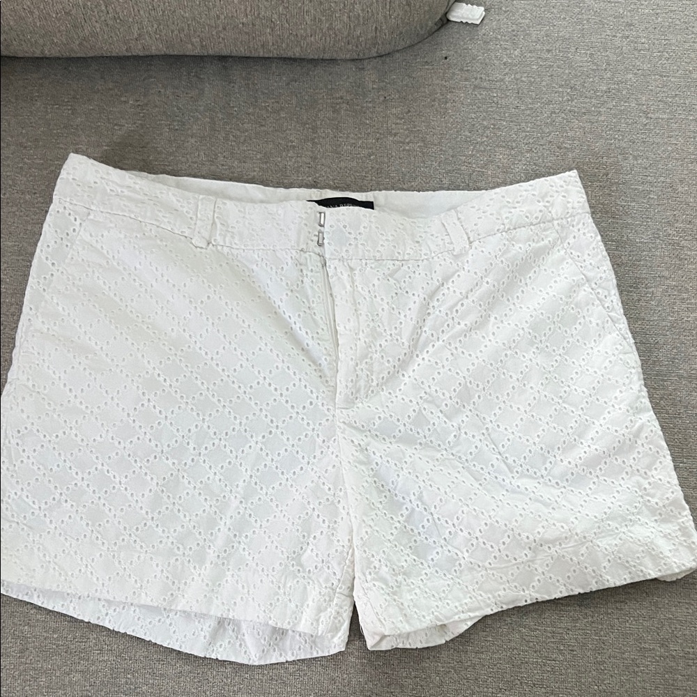 Banana Republic White Eyelet Women Shorts